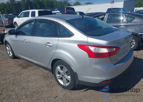 2014 Ford Focus Se z USA, uszkodzony, nr VIN 1FADP3F28EL239024